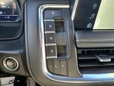2023 Chevrolet Suburban 4WD Premier