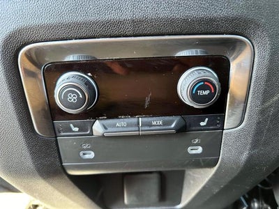 2024 Chevrolet Suburban 4WD Premier