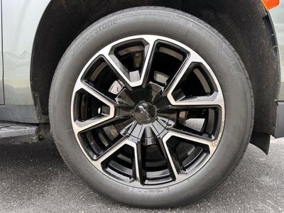 2023 Chevrolet Tahoe 4WD RST
