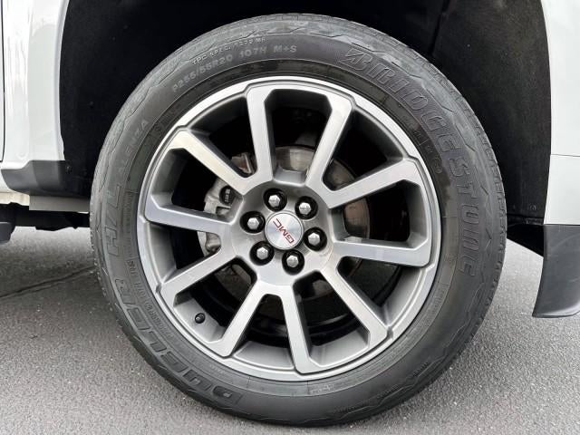 2022 GMC Canyon Crew Cab Short Box 4-Wheel Drive Denali