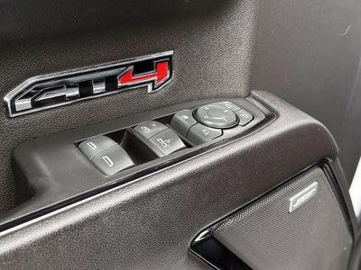 2022 GMC Sierra 1500 Crew Cab Short Box 4-Wheel Drive AT4