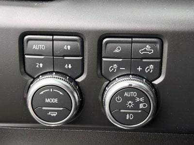 2022 GMC Sierra 1500 Crew Cab Short Box 4-Wheel Drive AT4