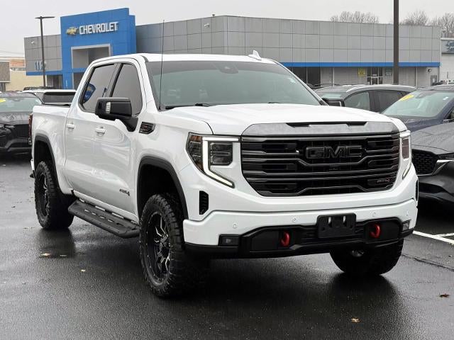 2022 GMC Sierra 1500 Crew Cab Short Box 4-Wheel Drive AT4
