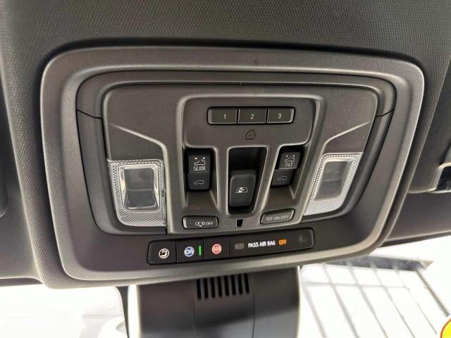 2023 GMC Sierra 1500 Crew Cab Short Box 4-Wheel Drive AT4
