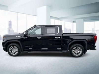 2023 GMC Sierra 1500 Crew Cab Short Box 4-Wheel Drive Denali