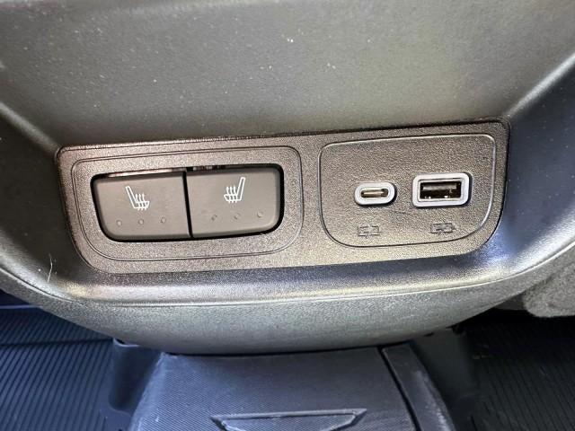 2024 Cadillac XT4 FWD 4dr Luxury