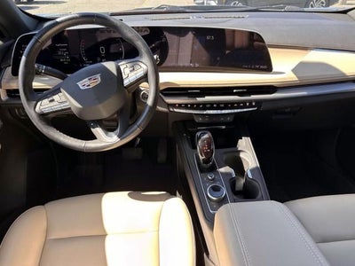 2024 Cadillac XT4 FWD 4dr Luxury