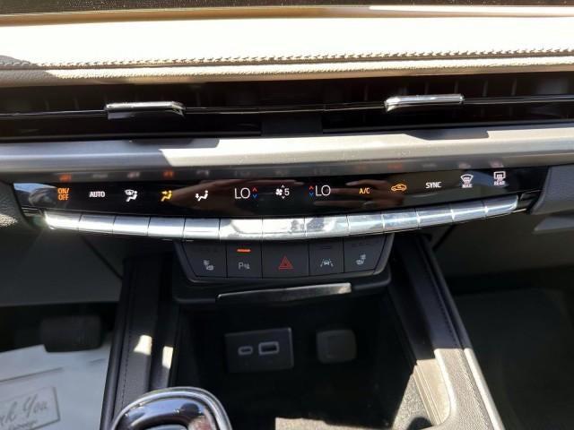 2024 Cadillac XT4 FWD 4dr Luxury