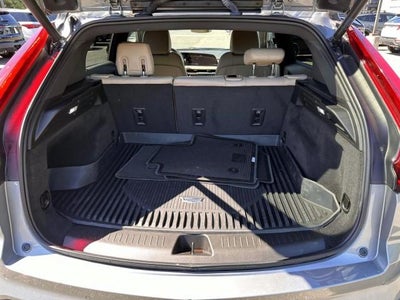 2024 Cadillac XT4 FWD 4dr Luxury