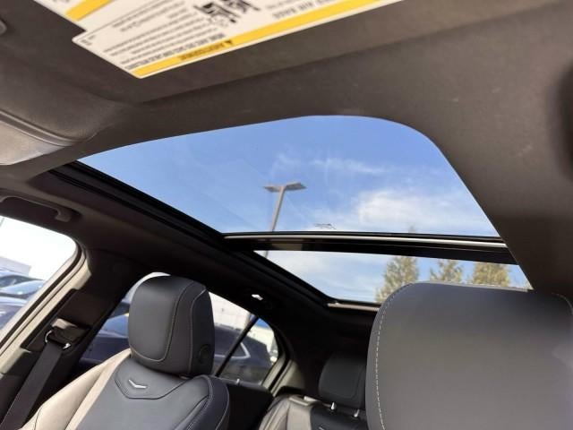 2023 Cadillac XT4 AWD 4dr Premium Luxury