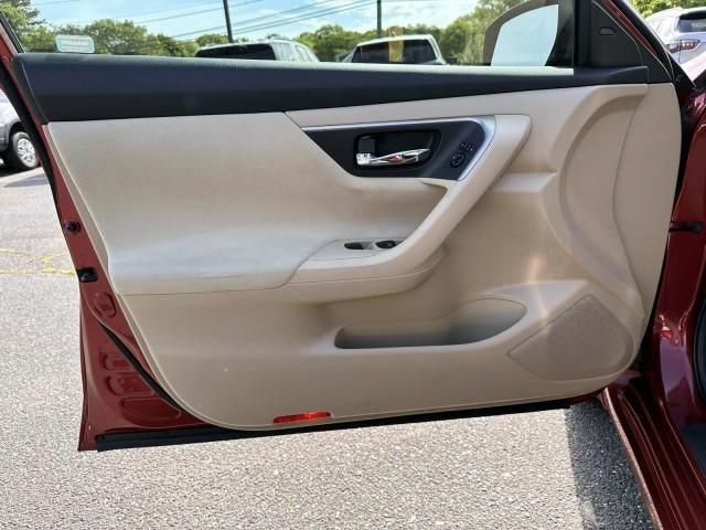 2015 Nissan Altima 4dr Sdn I4 2.5 SV