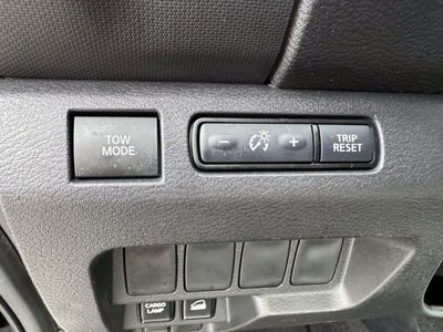 2022 Nissan Frontier Crew Cab 4x4 SV Auto