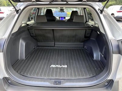 2024 Toyota RAV4 Hybrid XLE AWD (Natl)