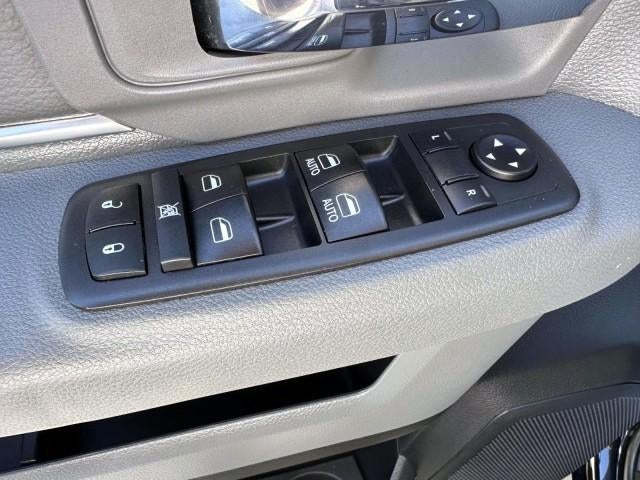 2018 RAM 2500 Big Horn 4x4 Crew Cab 6'4" Box