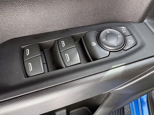 2022 Chevrolet Silverado 1500 Crew Cab Short Box 4-Wheel Drive Custom Trail Boss