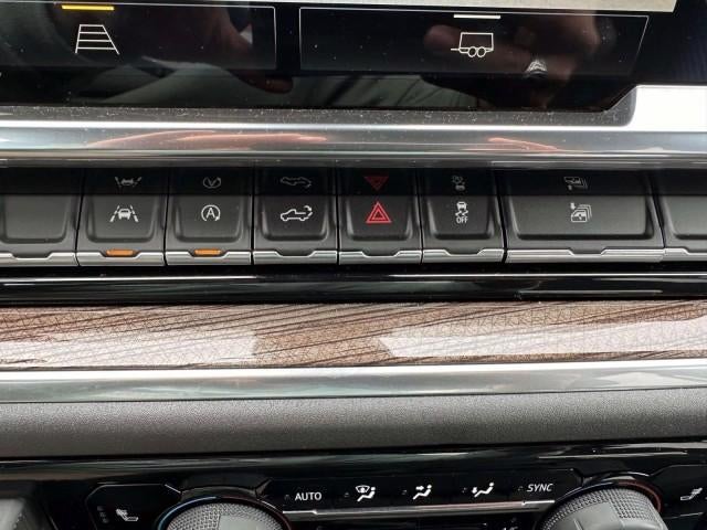 2026 Chevrolet Silverado 1500 Crew Cab Short Box 4-Wheel Drive LT 2FL