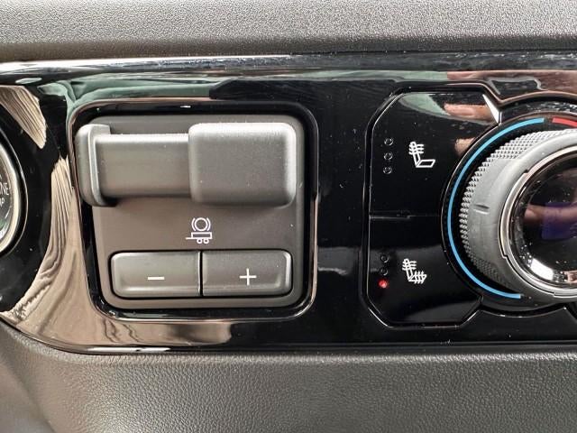 2026 Chevrolet Silverado 1500 Crew Cab Short Box 4-Wheel Drive LT 2FL