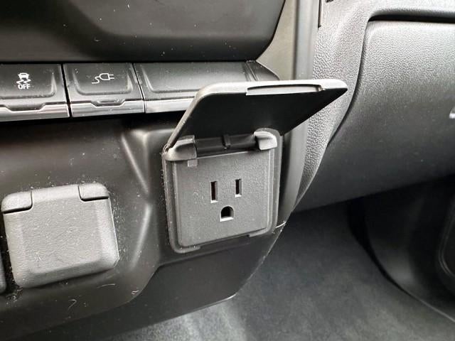 2020 Chevrolet Silverado 1500 Crew Cab Short Box 4-Wheel Drive Custom