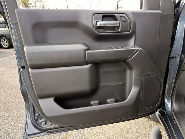 2020 Chevrolet Silverado 1500 Crew Cab Short Box 4-Wheel Drive Custom