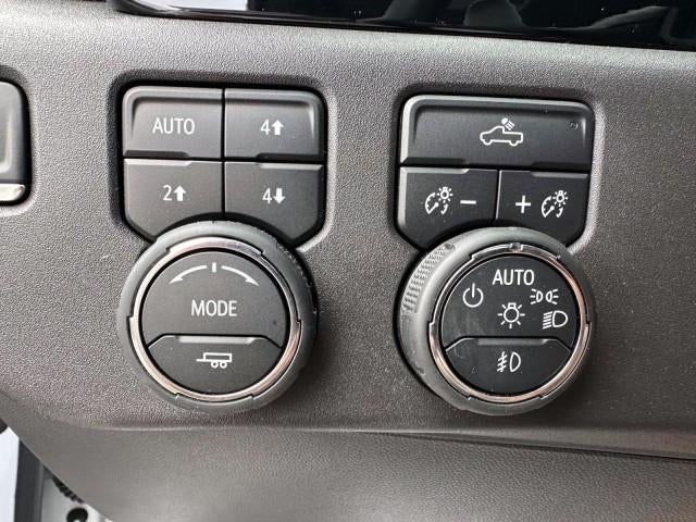 2024 Chevrolet Silverado 1500 Crew Cab Short Box 4-Wheel Drive LT Trail Boss