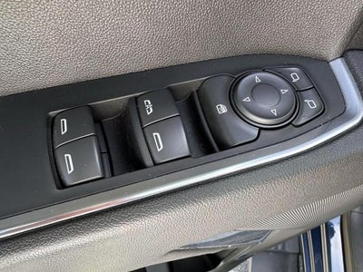2022 Chevrolet Silverado 1500 Crew Cab Standard Box 4-Wheel Drive LT Trail Boss