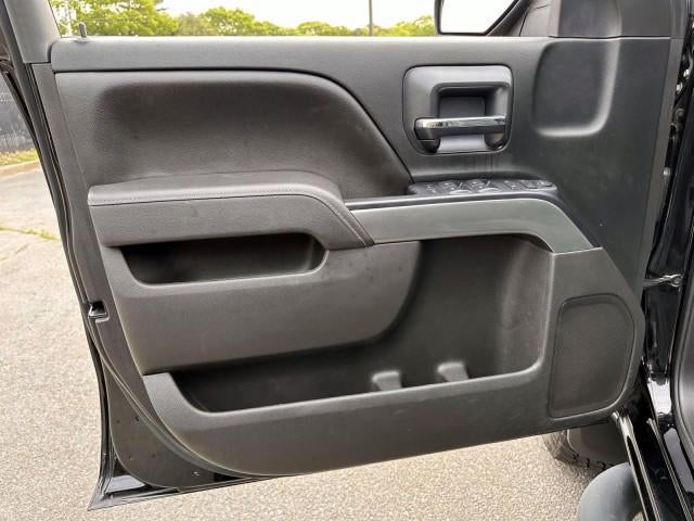 2017 Chevrolet Silverado 1500 Crew Cab Standard Box 4-Wheel Drive LT