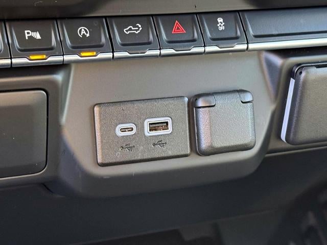 2024 GMC Sierra 1500 Crew Cab Short Box 4-Wheel Drive Pro