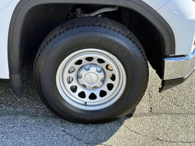 2024 GMC Sierra 1500 Crew Cab Short Box 4-Wheel Drive Pro