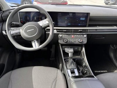 2025 Hyundai TUCSON SE AWD