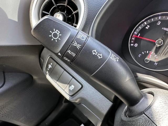 2024 Kia Forte LXS IVT
