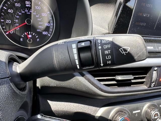 2024 Kia Forte LXS IVT