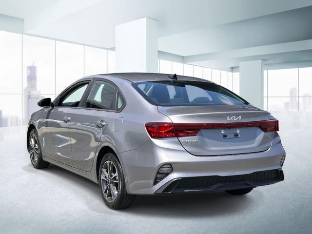 2024 Kia Forte LXS IVT