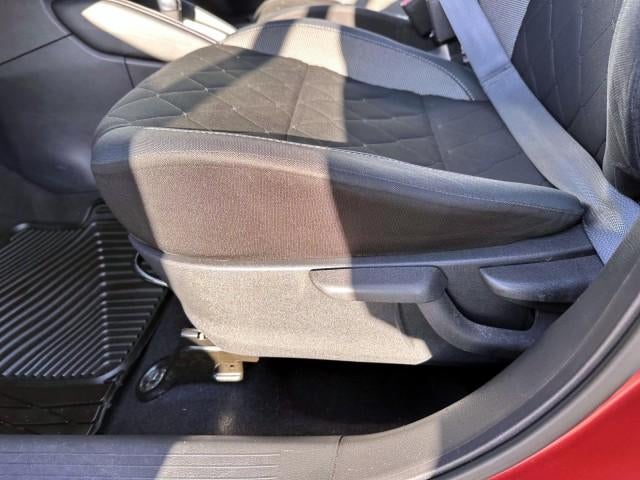 2019 Nissan Kicks SV FWD