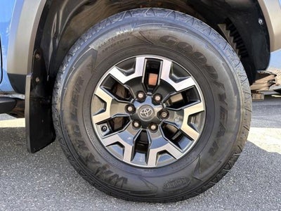 2019 Toyota Tacoma 4WD 4WD TRD Off Road Double Cab 6' Bed V6 AT (Natl)
