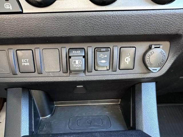 2018 Toyota Tacoma TRD Off Road Double Cab 6' Bed V6 4x4 AT (Natl)