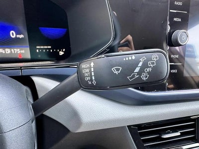 2022 Volkswagen Taos SE 4MOTION