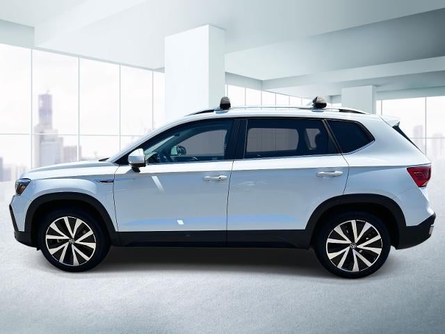 2022 Volkswagen Taos SE 4MOTION