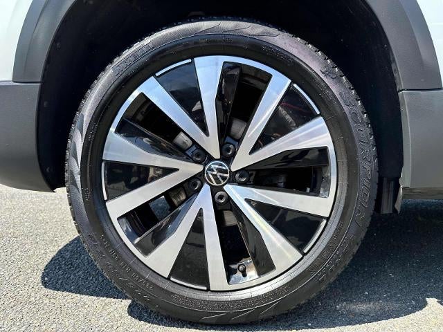 2022 Volkswagen Taos SE 4MOTION