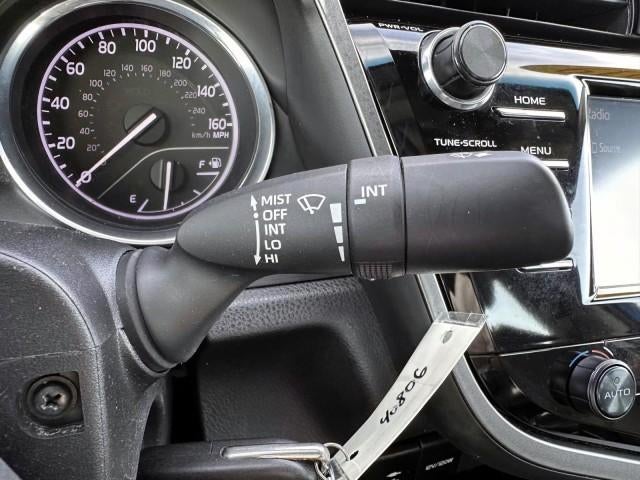 2019 Toyota Camry SE Auto (Natl)