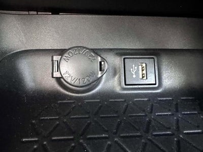 2024 Toyota RAV4 Hybrid LE AWD (Natl)