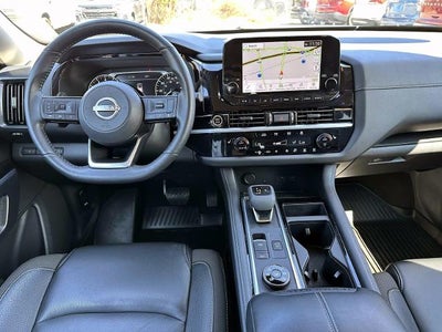 2024 Nissan Pathfinder SL 4WD