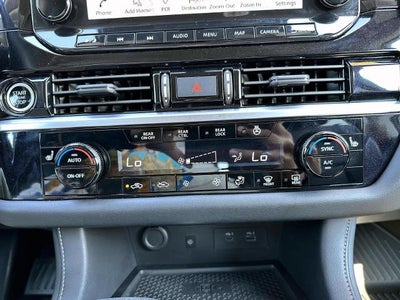 2024 Nissan Pathfinder SL 4WD