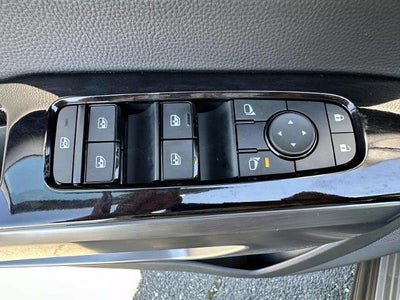 2024 Nissan Pathfinder SL 4WD