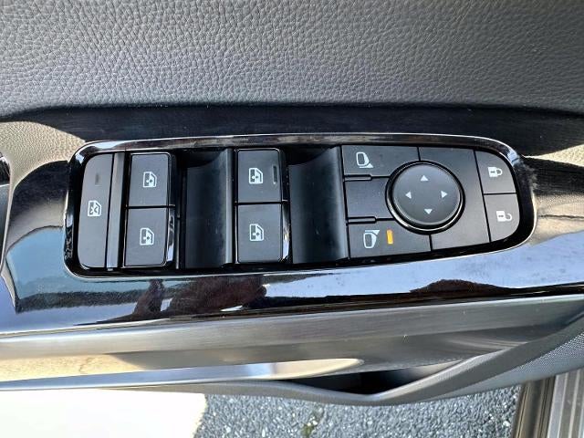 2024 Nissan Pathfinder SL 4WD