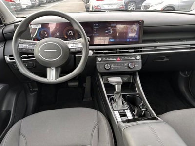 2025 Hyundai TUCSON SE AWD