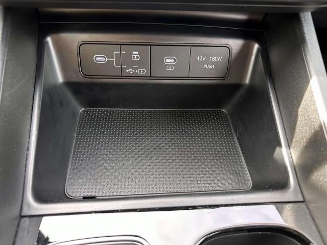 2025 Hyundai TUCSON SE AWD