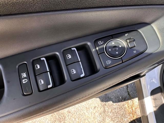 2020 Hyundai SANTA FE SEL 2.4L Auto AWD