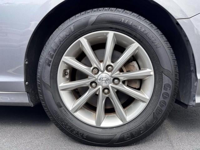 2018 Hyundai SONATA SE 2.4L
