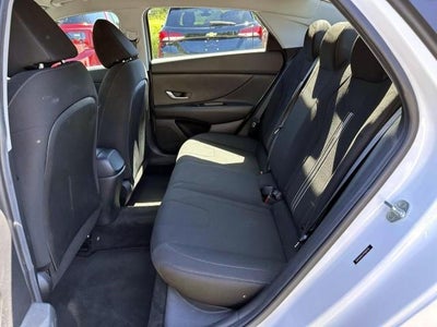 2023 Hyundai ELANTRA SEL IVT
