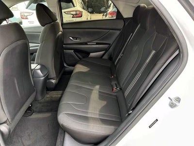2022 Hyundai ELANTRA SEL IVT